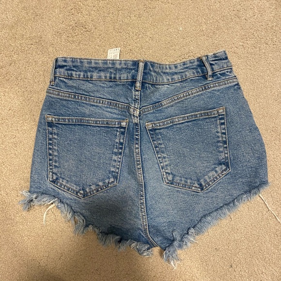 Zara Jean Shorts - Picture 2 of 2